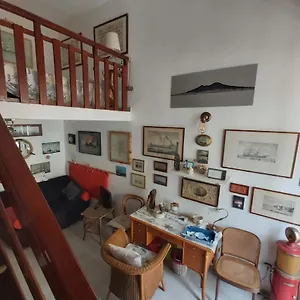 https://bed-and-breakfast-latomare.hotels-amalfi.com